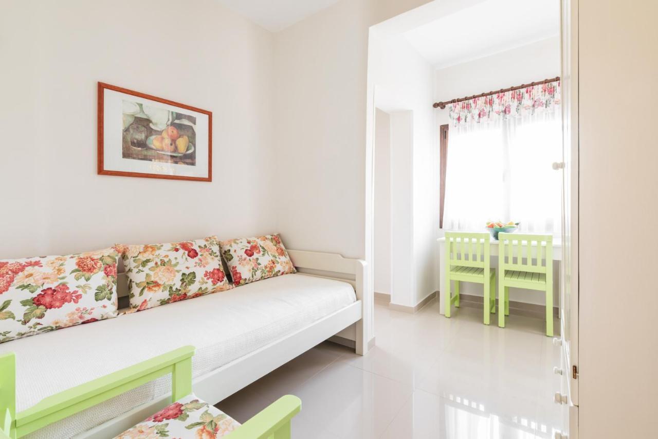 Theoxenia Apartments Ormos Panagias Buitenkant foto